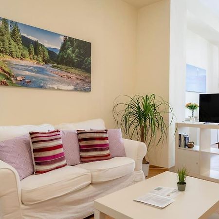 Carlotta - Italian Living Apartment Bari Exterior foto