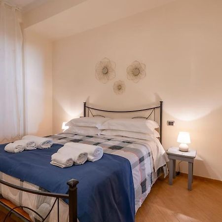 Carlotta - Italian Living Apartment Bari Exterior foto