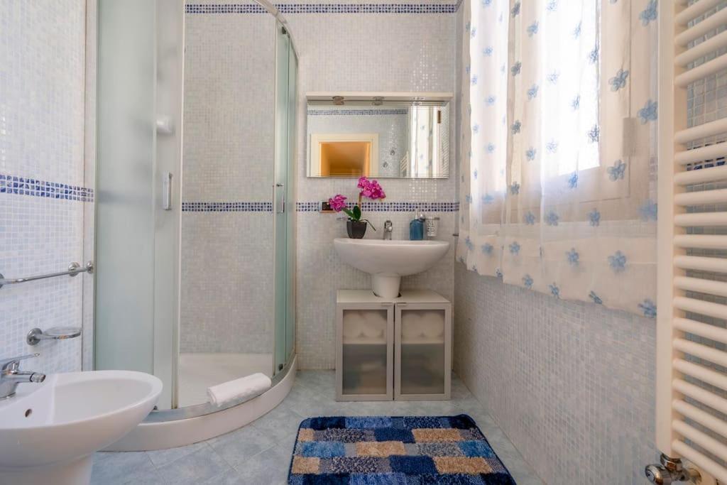 Carlotta - Italian Living Apartment Bari Exterior foto