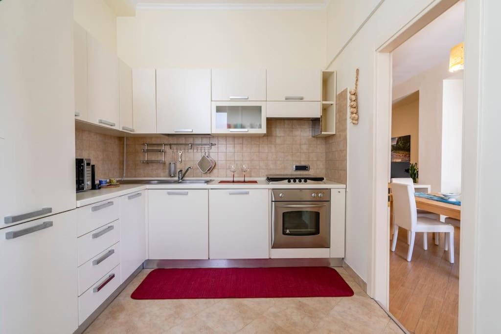 Carlotta - Italian Living Apartment Bari Exterior foto